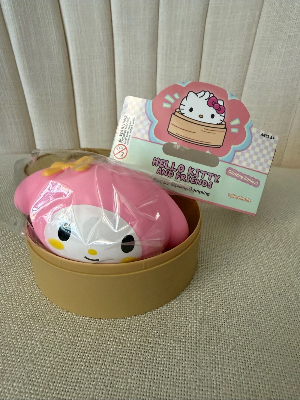 NEW OPEN Sanrio MY MELODY dumpling GLOWING glow in the dark squishy Hello Kitty